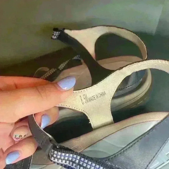 JBU memory foam sandals size 8.5 - Picture 5 of 8